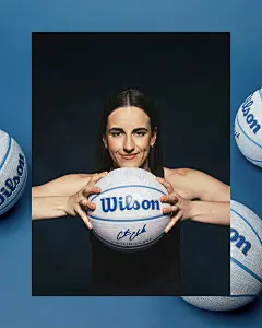 Photo shared by Wilson Basketball on June 15, 2025 tagging @caitlinclark22. 可能是包含下列内容的图片：1 位用户、打排球、打篮球、打网球、打垒球、球、海报、篮球场和文字.