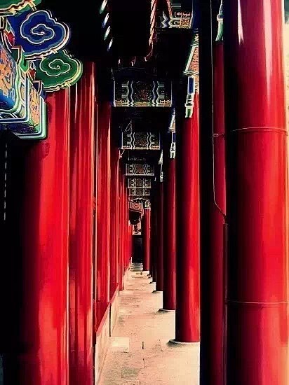 最美中国红 