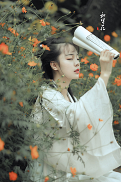 噜一呱粗的NN采集到女模特。N