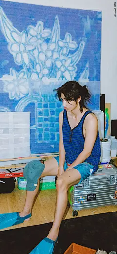 金泰亨壁纸*14 - 小红书