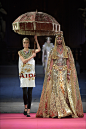 意大利著名双人设计师奢侈时尚综合品牌 Dolce & Gabbana（杜嘉班纳）2020春夏高级定制系列