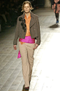 Dries Van Noten2005秋冬高级成衣发布秀_2005巴黎时装周图片226125_T台展示_VOGUE时尚网