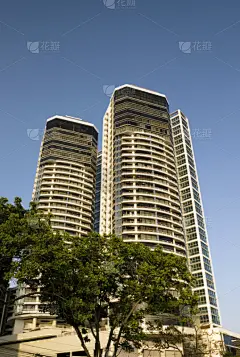 _4866917636