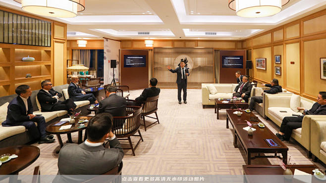 奔驰试乘试驾圈层活动圈层活动，更多高清无...