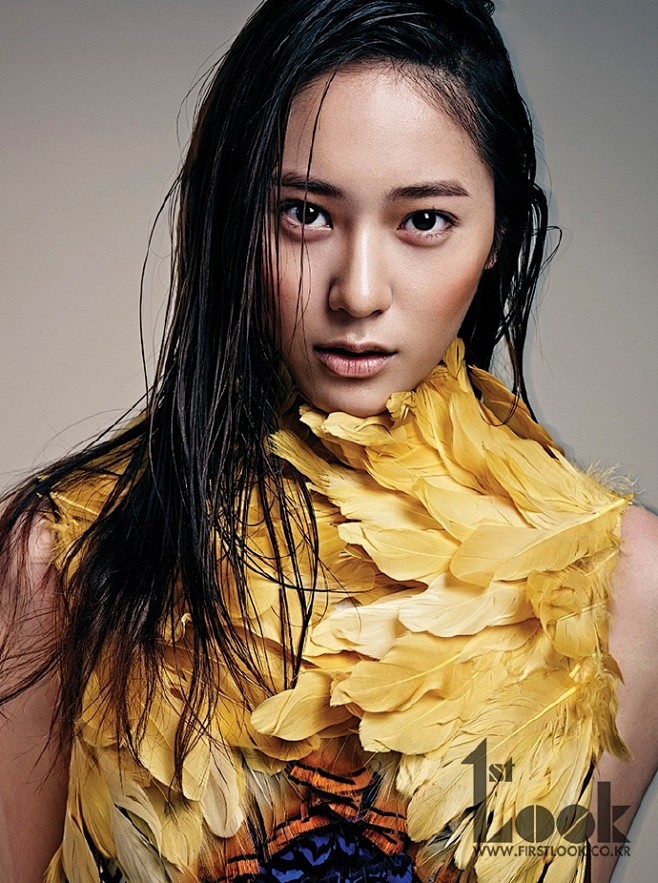 朴张采集于2016-07-24 09:38:44firstlook 杂志秀晶画报朴张该采集也