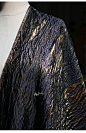 脉纹 创意复古蓝紫金立体闪光重肌理提花布料挺廓型服装设计面料-淘宝网
