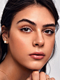 Fairy Wand Precision Highlighter Pencil-Sugar : Details: The Fairy Wand Precision Highlighter Pencil delivers a silky-smooth,blendable highlighter in an easy-to-use pencil made for brightening eyes or adding precise highlights onto the face for a fierce c