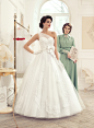ef7a729f6d1d3373687c5ef9b5aea52f.jpg (588×800)婚纱设计 婚纱摄影 拍摄 婚礼主持 婚礼场景 婚纱