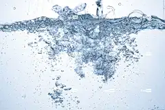 水槽中气泡的照片素材
