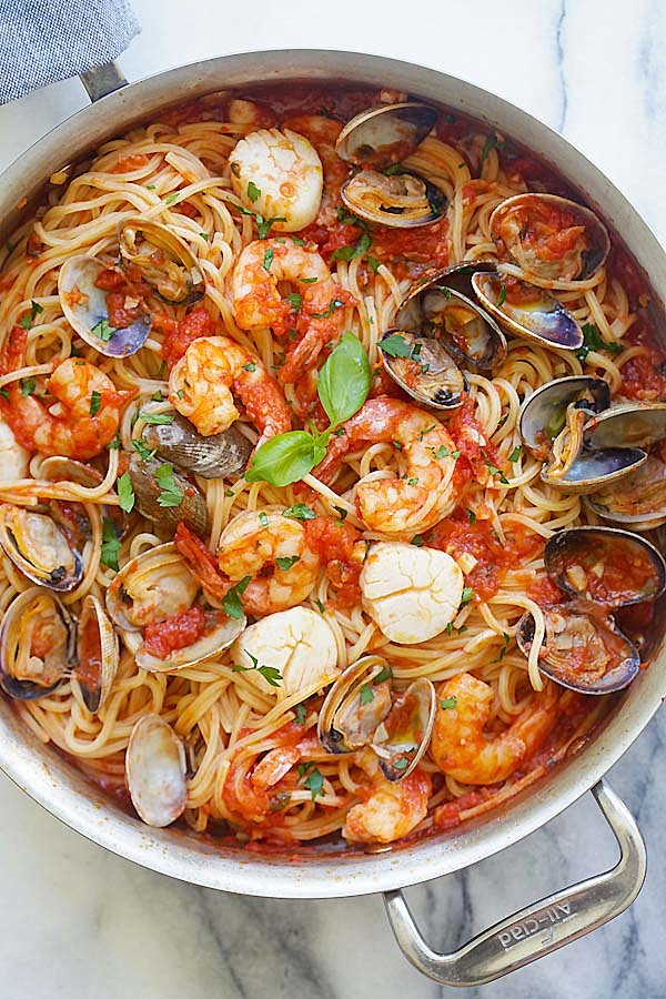 One Pot Seafood Past...