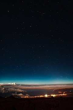 讨厌吃雪梨采集到星空