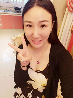 安吉拉墩儿采集到网红