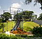 [转载]新加坡国家博物馆钢铁树雕塑景观