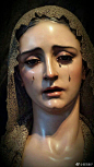 流泪的玛格莉娜圣母。
做资料搜集时被惊艳到了。 ​​​​
