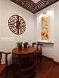 中式小餐厅红木餐桌