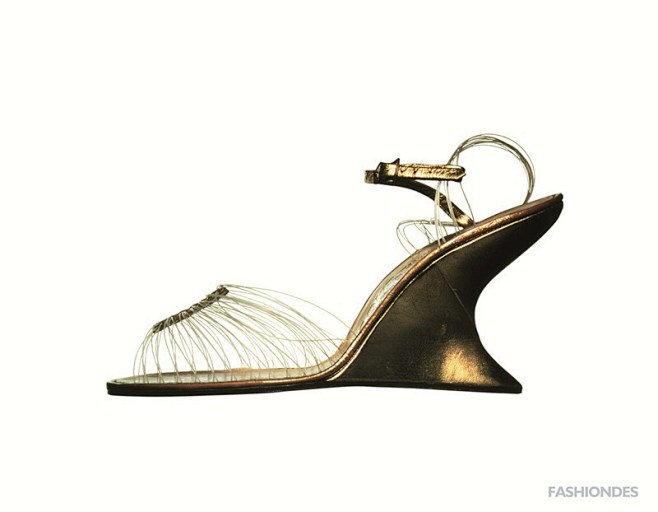 Salvatore Ferragamo传...