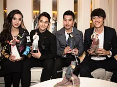 3d打印人像要多少钱,解析3D打印人像的价格及成本_3d打印结婚照