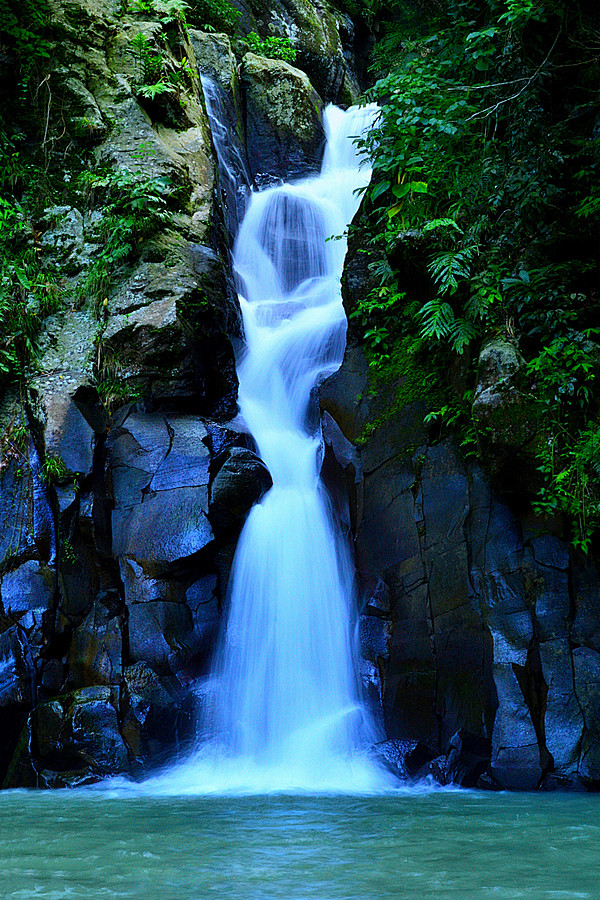 上善若水:最高境界的善行,就像水的品性一.