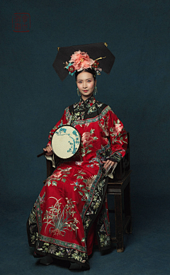 羽笙婕娴采集到服饰