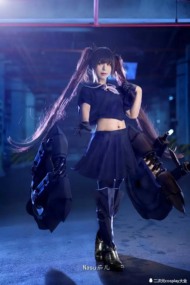 少女前线超帅反派铁血工造,衔尾蛇cos气.