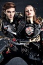 Ed Hardy 16 Winter/handhandhand :  



