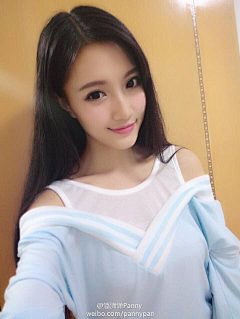 七星拱月采集到美女