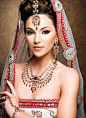 Flawless bridal make up and jewels&#;8230