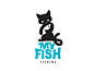 【鱼跃龙门！20款鱼元素Logo设计】鱼，作为最常见的水生物，拥有完美的身体弧线，美丽的鱼鳍及鱼尾。设计师们会如何展现这动物的极致美丽，看看这组Logo，相信会给你些许灵感。
更多图片请戳→O网页链接 #设计秀#   #赃物档案夹# ​​​​