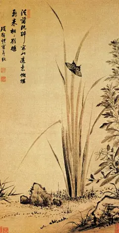 《蒲蝶图》 明 项圣谟 纸本墨笔 
纵111.8厘米 横57.8厘米 
北京故宫博物院藏

此画描绘了一种十分清净雅致的环境。池水清澈,苇叶劲挺,岩石突兀,水藻浮生,或疏或密,极富生机。画中心有菖蒲一丛,劲健挺拔,长叶如剑,一双蝴蝶环绕于上,随风摇曳,动感生机无限。岸边鲜花怒放,枝叶繁茂,更是生意昂然。画上有项圣谟的自题。画家以淡墨写出菖蒲,笔势遒劲飘逸,隐约可见笔道中的飞白;蝴蝶用浓细的墨线勾画,一丝不苟。菖蒲的写意简括与蝴蝶的工整细致形成强烈的对比,顿使简单古拙的菖蒲变得无比生动自然。

@北坤人素材