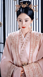 杨幂 | 方海市
cr:酒窝暖