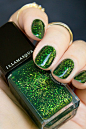 Stunning green nail polish - Illamasqua Destiny. #green #greennails