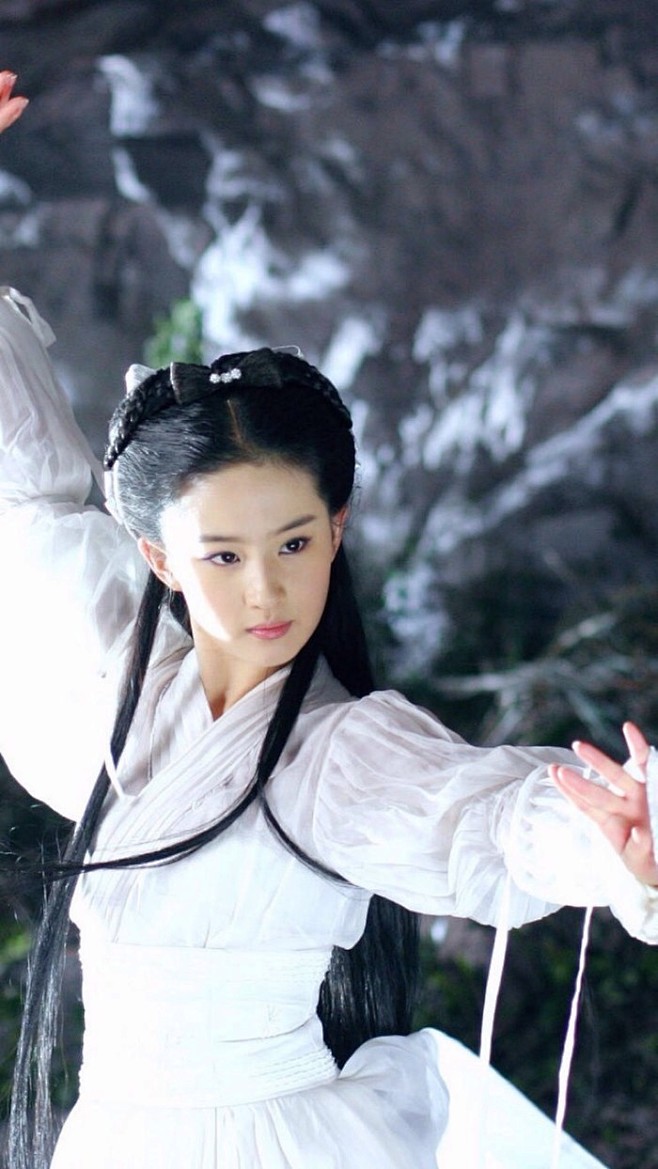 从sdac转采于2018-05-25 21:55:59《神雕侠侣》刘亦菲 古装美人 壁纸