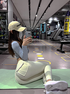 花谢了她走了采集到女