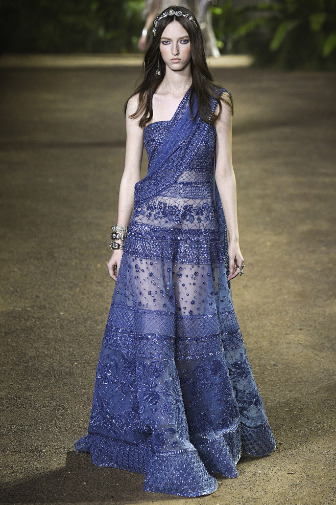 Elie Saab Spring 201...