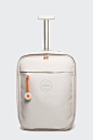 AirBag: Lightweight Carry-on by Michael Young for Zixag - Design Milk : Designed by Michael Young for Hong Kong brand Zixag, the AirBag super lightweight carry-on is well designed, durable, and just plain smart.