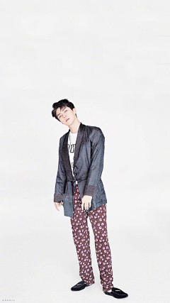 浮生落羽采集到SEHUN杂志1