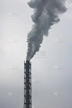 工厂烟囱和烟尘污染地球环境和生态