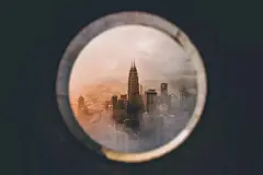 你一定要珍藏的10个顶级摄影网站 : 经常被问：提高摄影的核心要素是什么？ 答：审美和想象力。 你身边也许有这样的朋友，有很好的器材，很好的技术，可是拍出来的照片总是缺了点什么。 缺了点什么呢？感觉。 随着相机和...