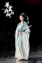 华裳九州超话#华裳九州#
2021华裳九州-千灯隐市
重回汉唐 X 临溪 X 秦时明月
@重回汉唐汉服店 @成都临溪摄影 @秦时明月官方微博 2成都 ​​​​