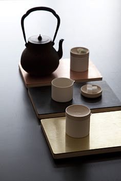 Japanese iron tea ke...