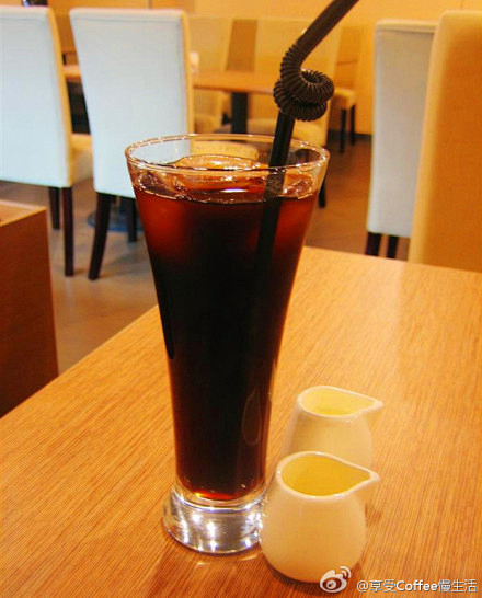 【朗姆碳酸冰咖啡Ramcoke】有可乐味...