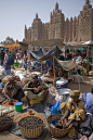 Market day in Djenne, Mali (by sara y tzunky).