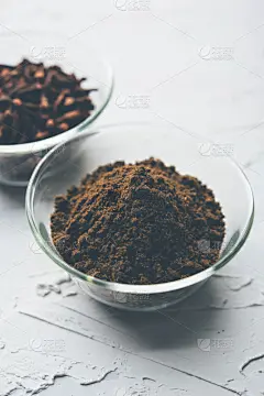 研磨食品,白色,丁香,碗,完整,选择对焦,分离着色,垂直画幅,褐色,芳香的