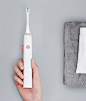 SOOCARE X3 : SOOCARE X3是舒可士科技有限公司旗下第一款声波震动牙刷，首批上小米众筹在48小时达成1000%目标。