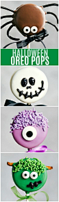 Halloween Oreo Pops #1 Each FIVE ingredients are less and SO simple! Video tutorial included! chelseasmessyapron.com