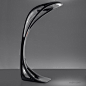 Zaha Hadid为灯具品牌Artemide设计的Genesy落地灯