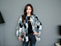 ▼SonYoonJoo▲170112图片_BP更新(混搭渐变蓝色系休闲皮草外套)_看图_孙允珠吧_百度贴吧