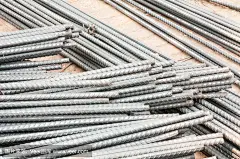 用于加固混凝土的钢棒或棒
Steel rods or bars used to reinforce concrete