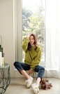 벌룬 리본소매 레이스넥 맨투맨 : Romantic & Trendy Looks, Styleonme