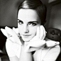 “难得”越长越“正”的小魔女！艾玛·沃特森 (Emma Watson) 街拍特辑，时尚小女巫长大咯